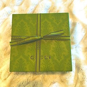 Gucci gift box